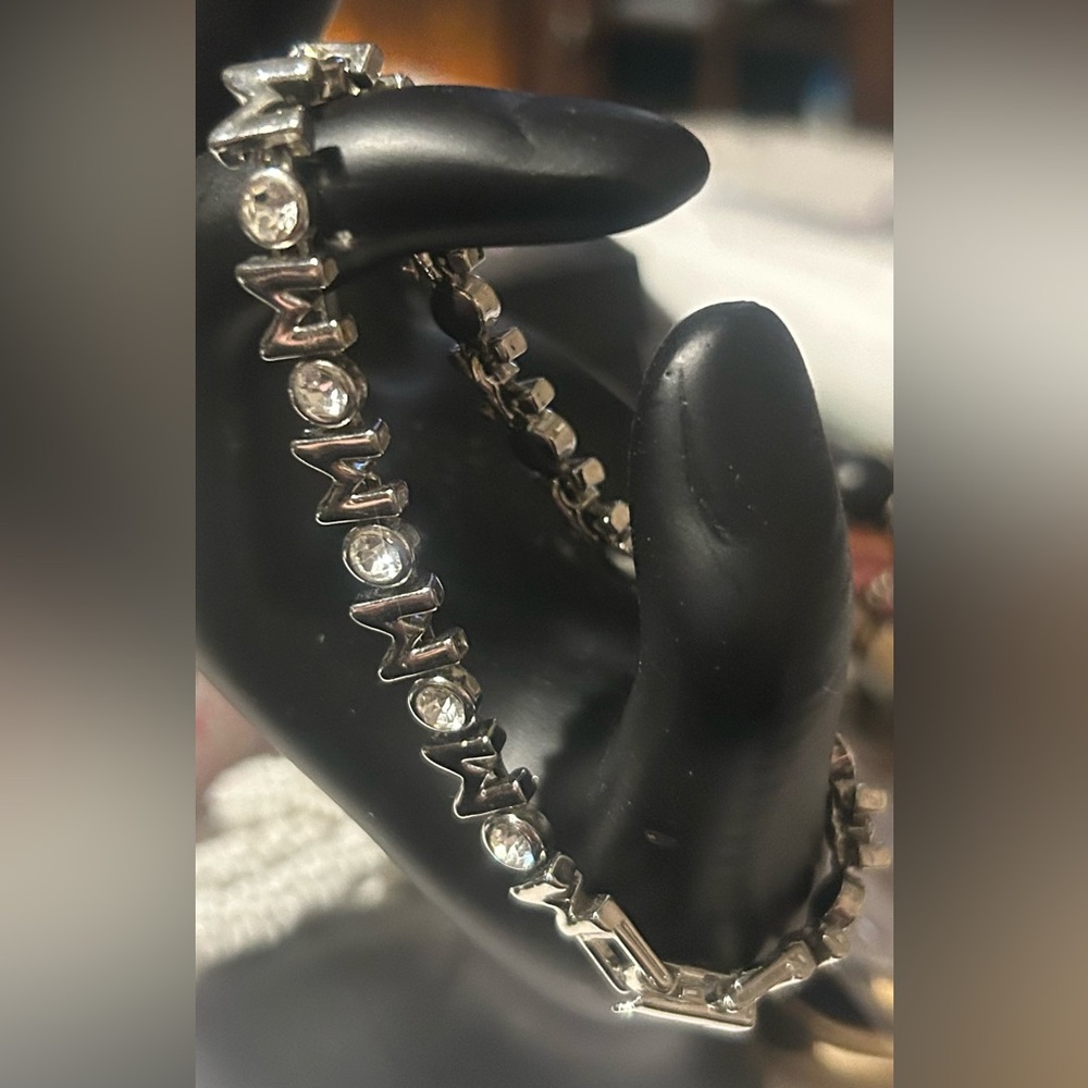 Elegant Unbranded Silver MOM Bracelet